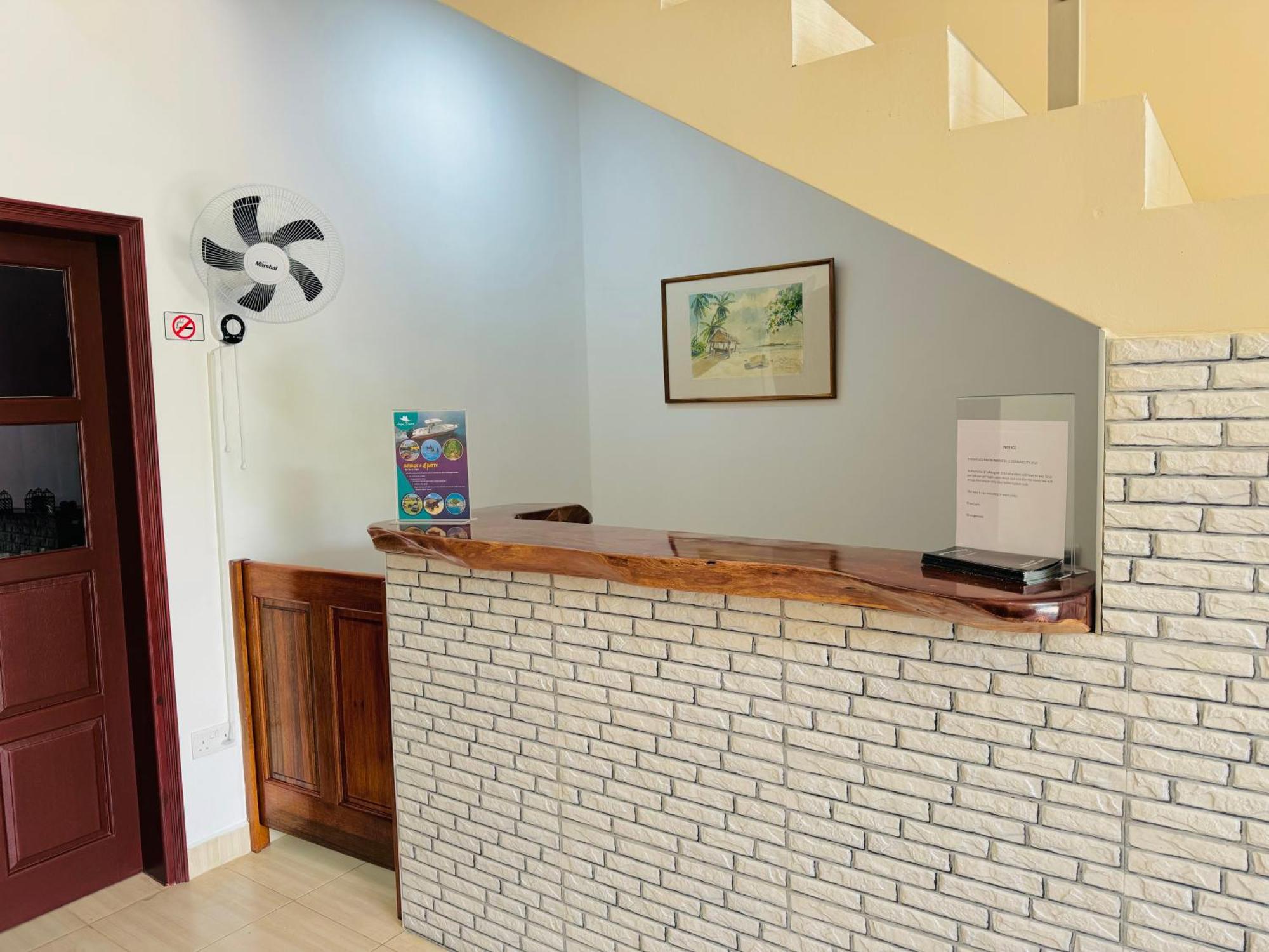 Bijoutier Apartments Grand Anse  Exterior photo